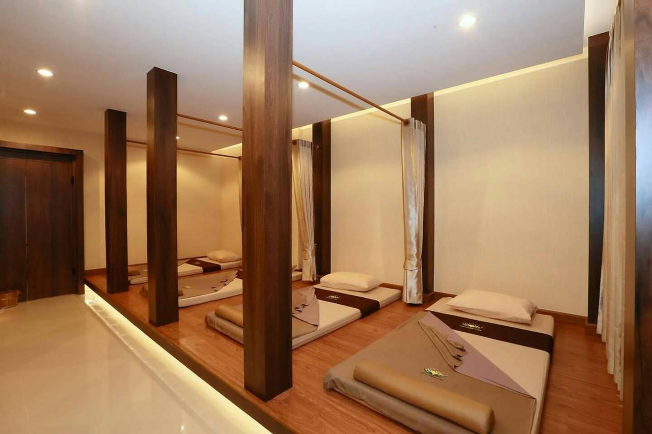 Trat City Hotel Buitenkant foto